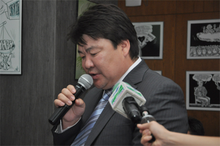 2011-08-18tt_big6.jpg