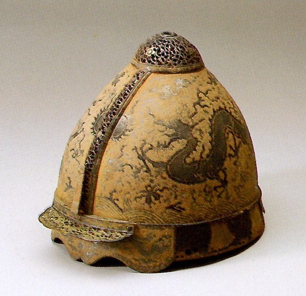 The_helmet_of_a_Mongolian_army_(3).jpg