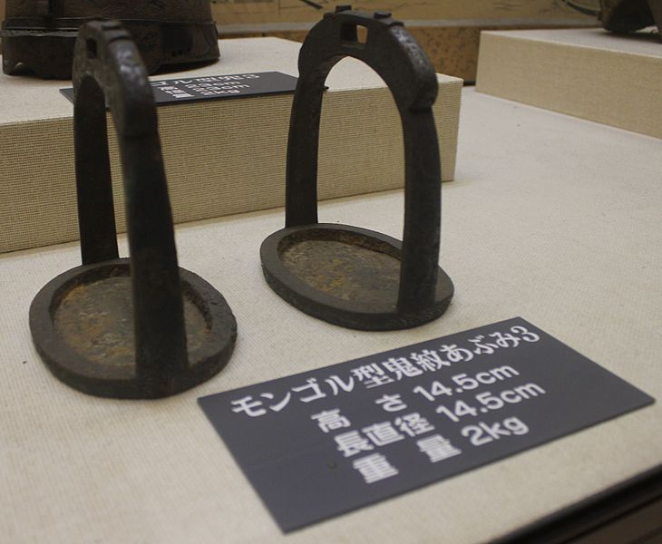730px-The_horse_implement_of_a_Mongolian_army_(3).jpg